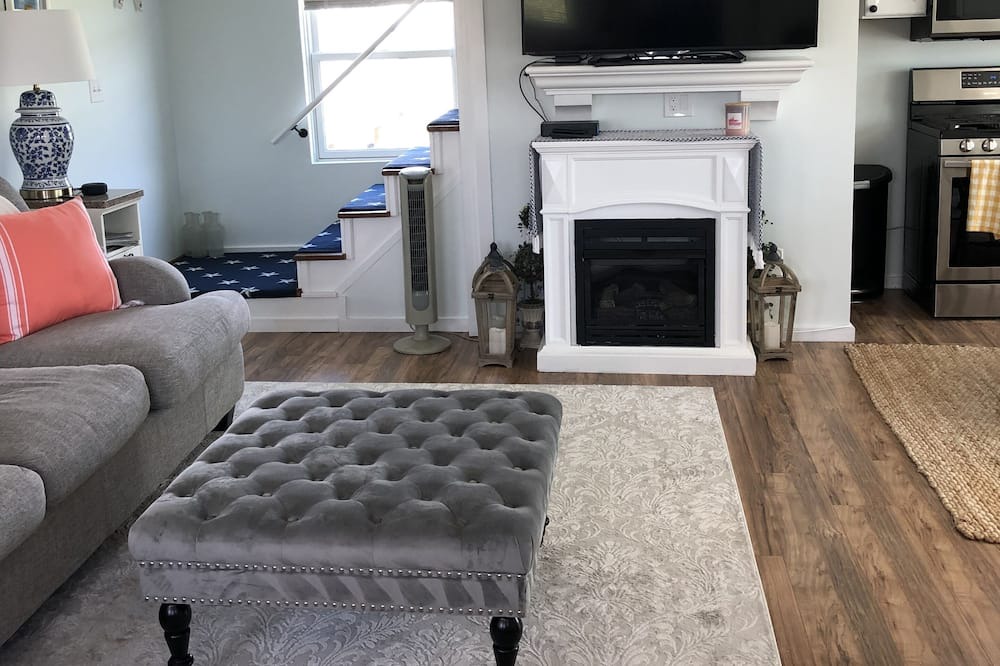 Photo of Livingroom in Hull