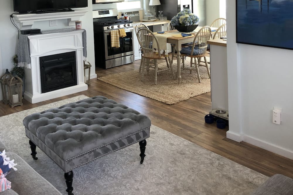 Photo of Livingroom in Hull