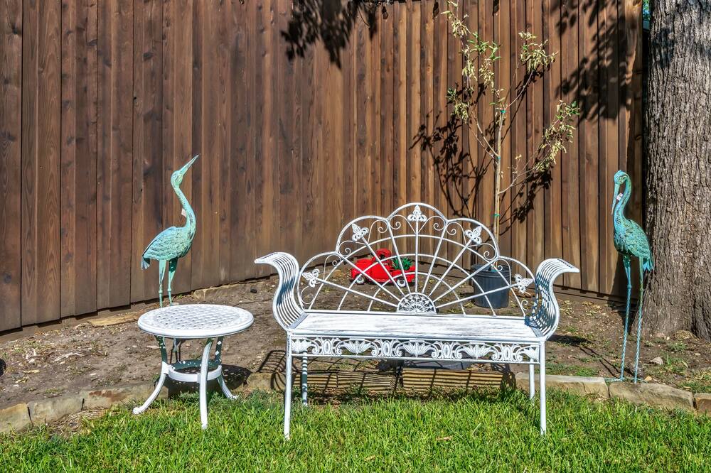 Photo of Outdoor in Junius Heights