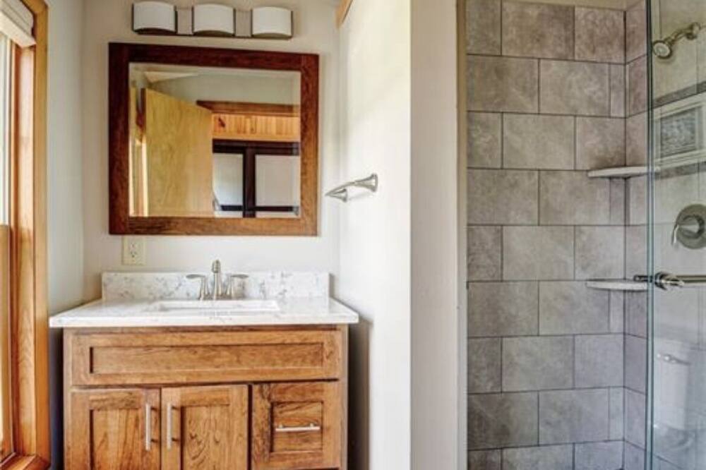 Photo of Bathroom in De Ruyter