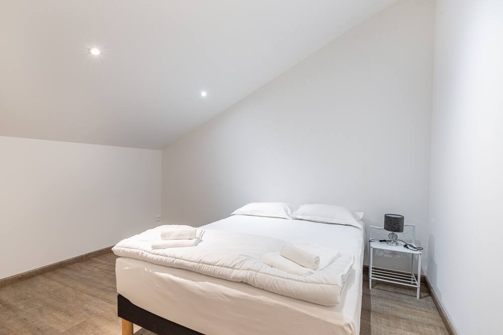 Photo of Bedroom in Jumieges