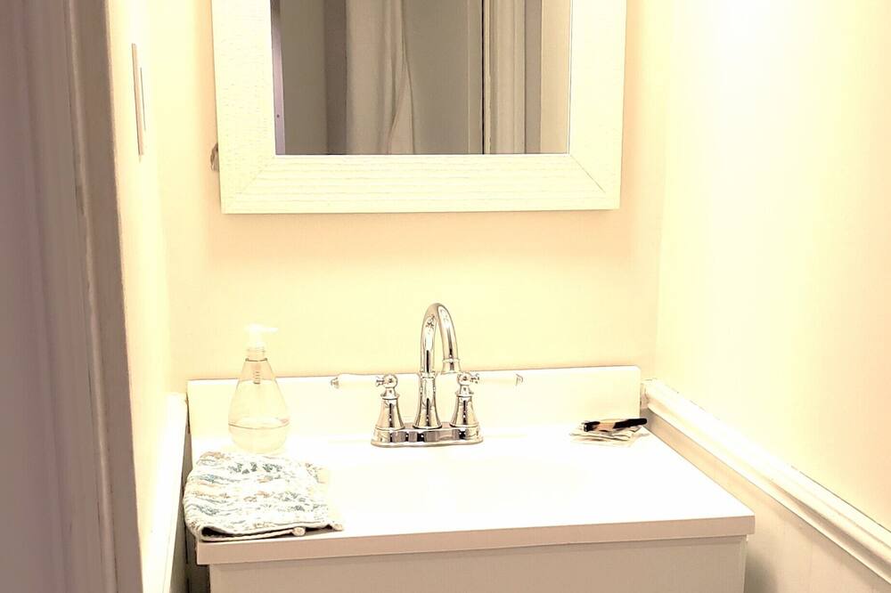 Photo of Bathroom in Kirkendall North