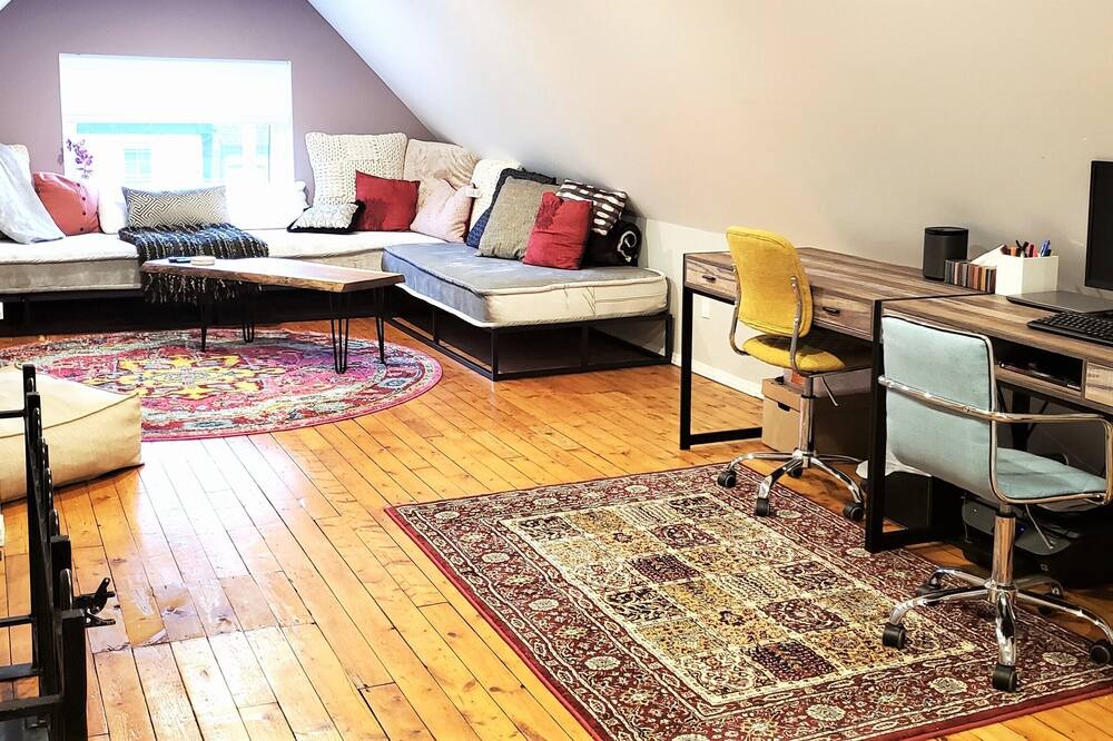Photo of Livingroom in Kirkendall North