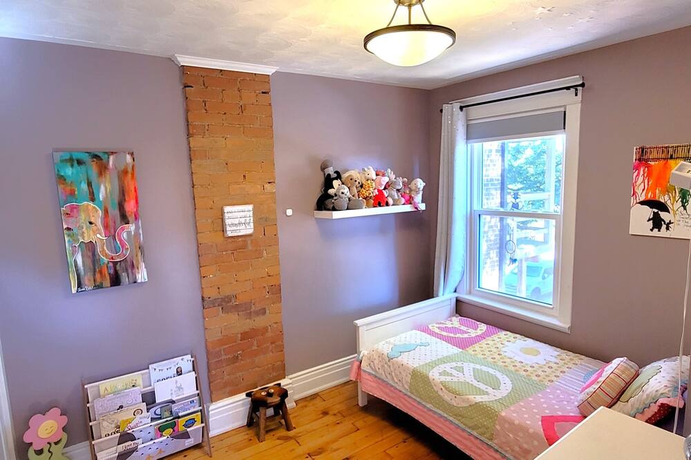 Photo of Bedroom in Kirkendall North