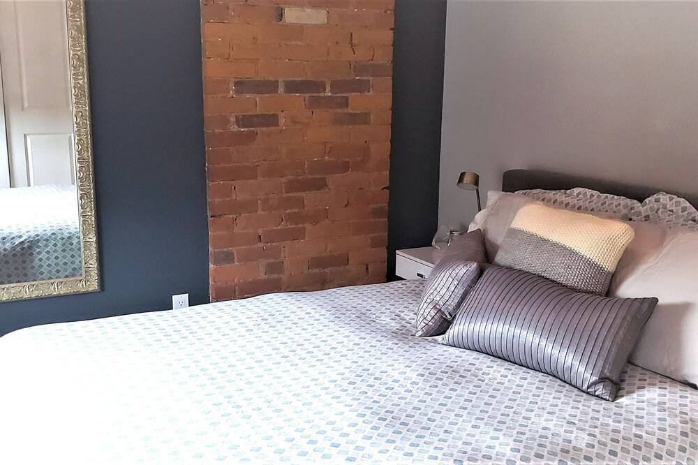 Photo of Bedroom in Kirkendall North