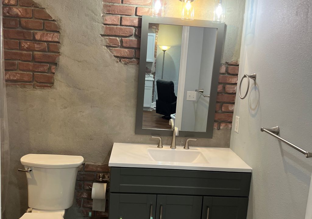 Photo of Others in Monticello