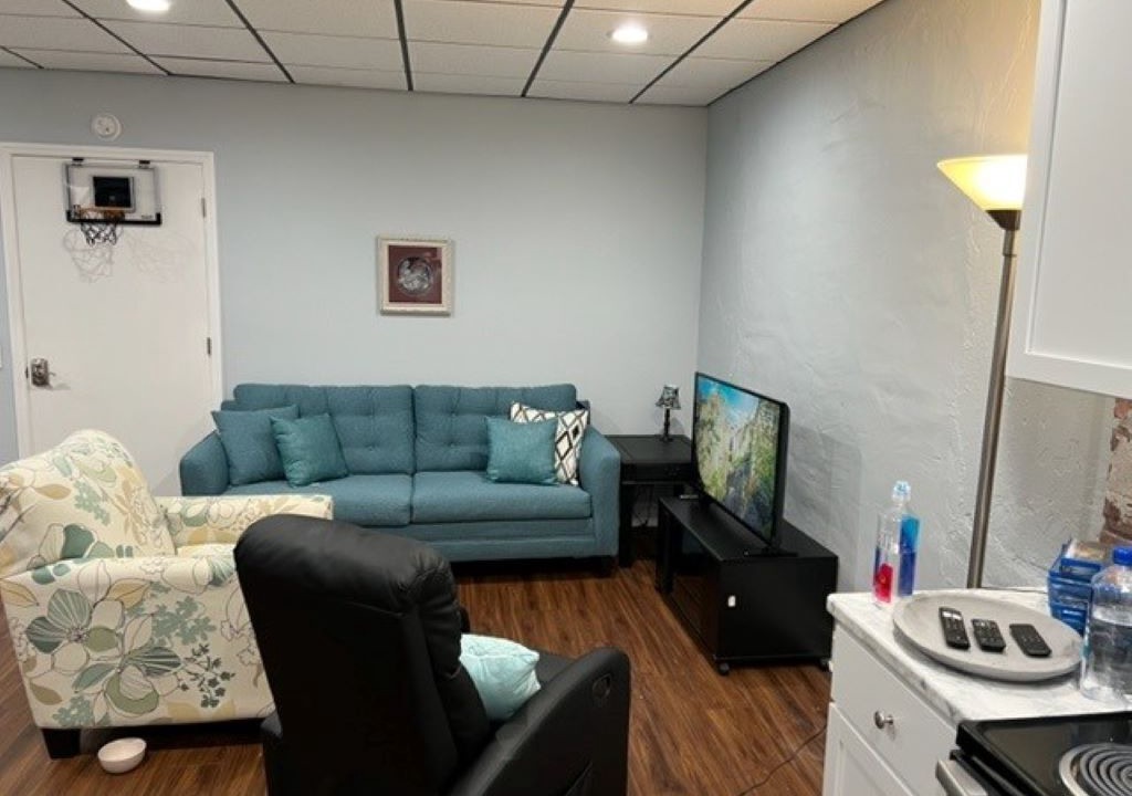 Photo of Livingroom in Monticello