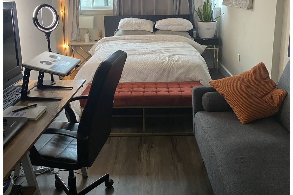 Photo of Bedroom in Parkdale