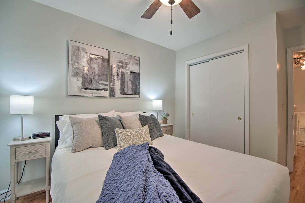 Photo of Bedroom in Gurnee