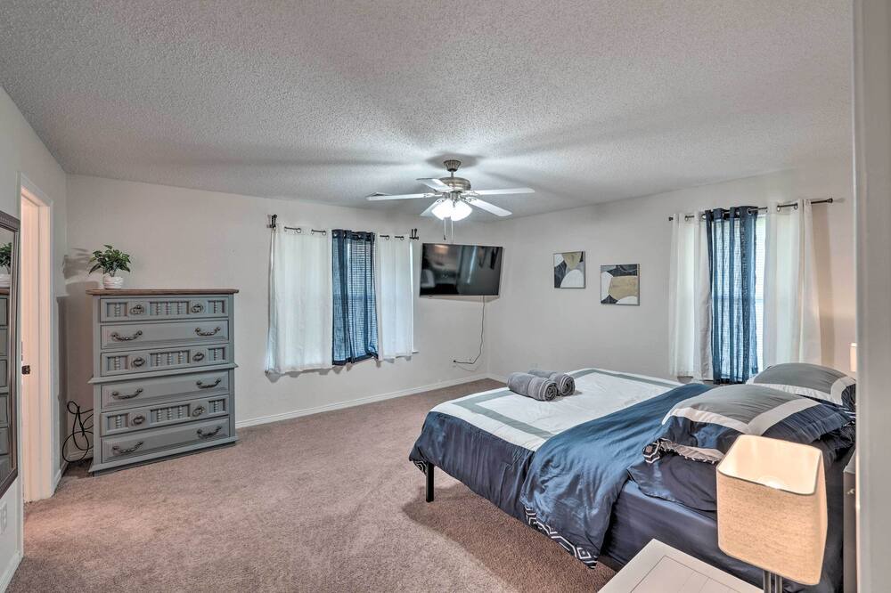 Photo of Bedroom in Pilot Point