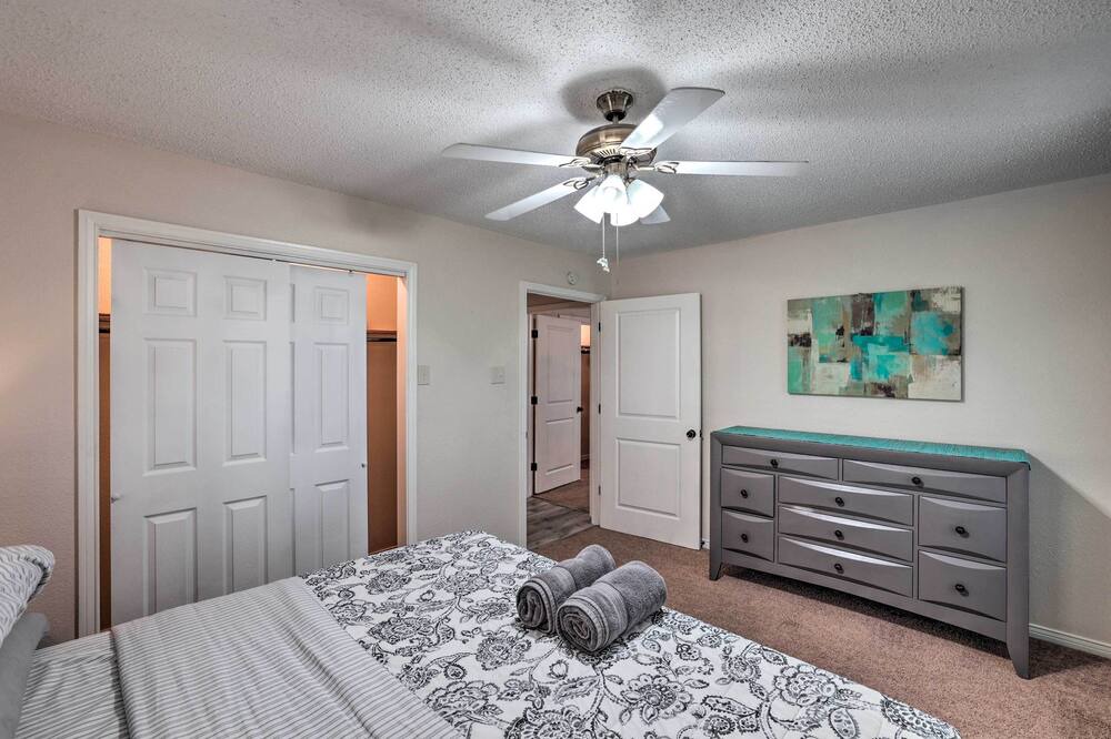 Photo of Bedroom in Pilot Point