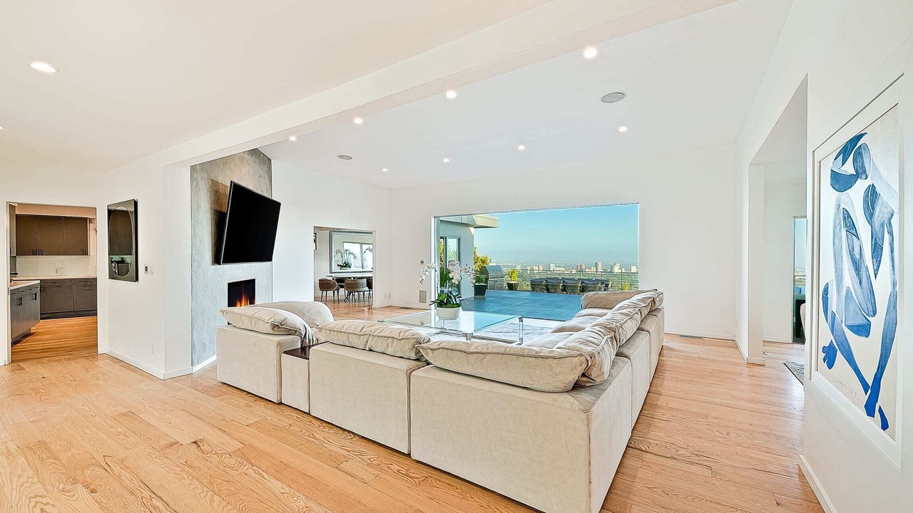 Photo of Kitchen in Beverly Glen