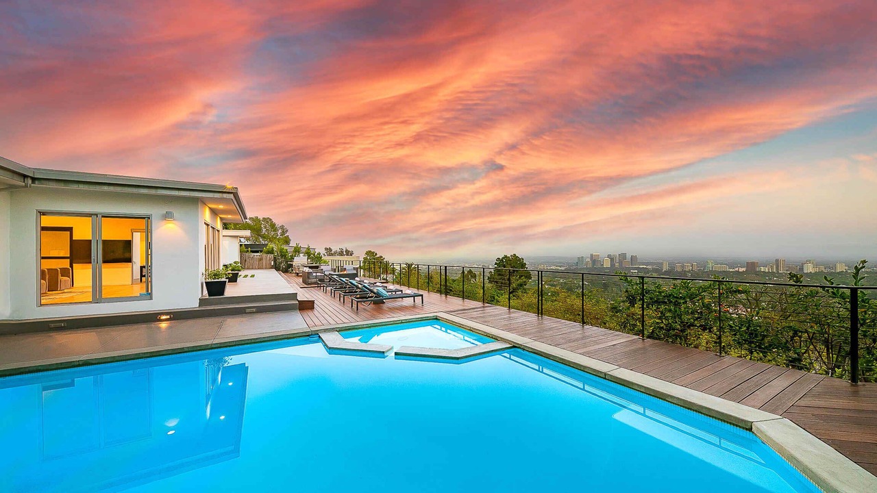 Photo of Outdoor in Beverly Glen