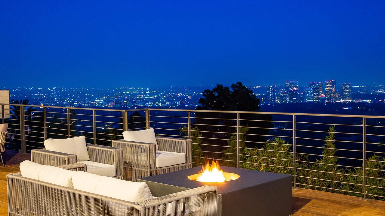 Photo of Outdoor in Beverly Glen