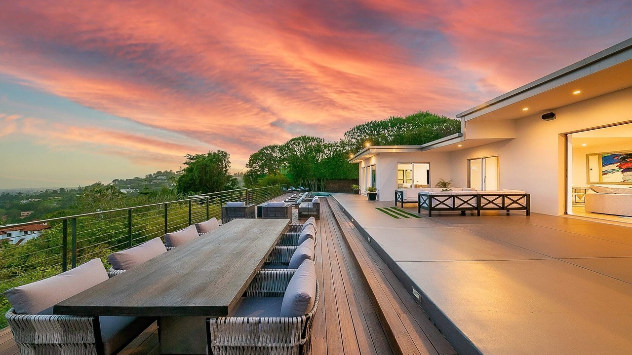 Photo of Outdoor in Beverly Glen