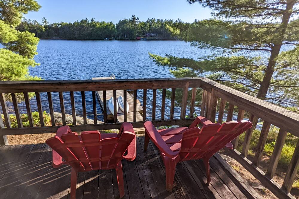 Photo of Patio Balcony in Gravenhurst