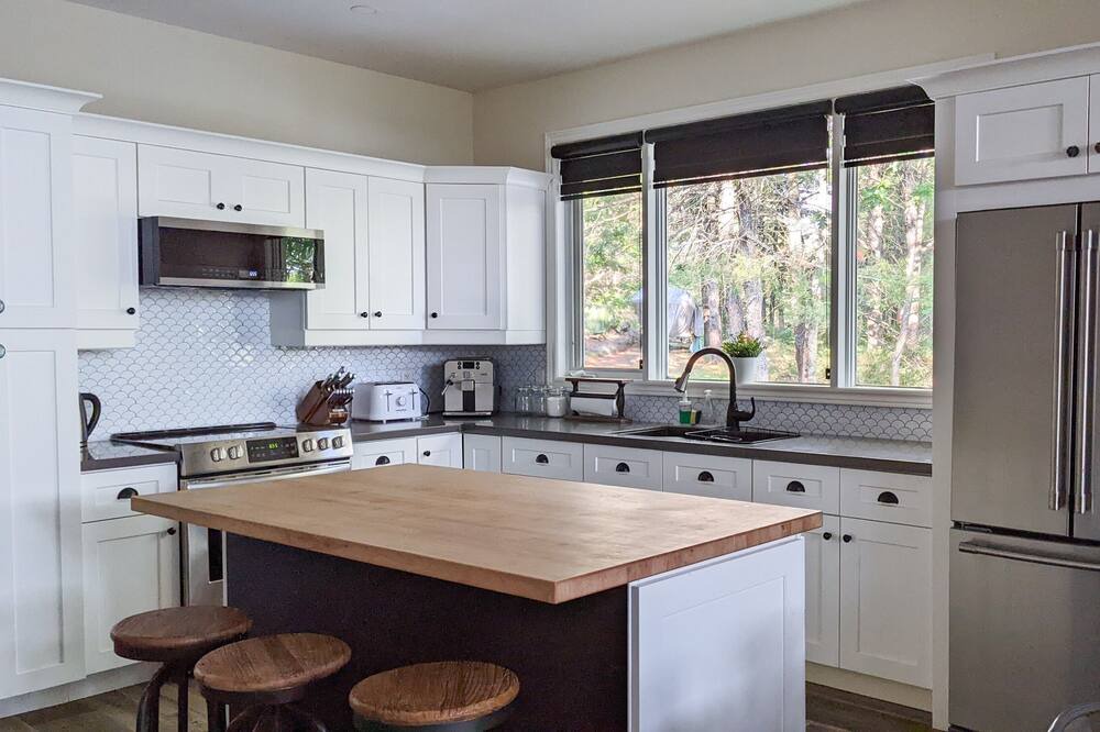 Photo of Kitchen in Gravenhurst