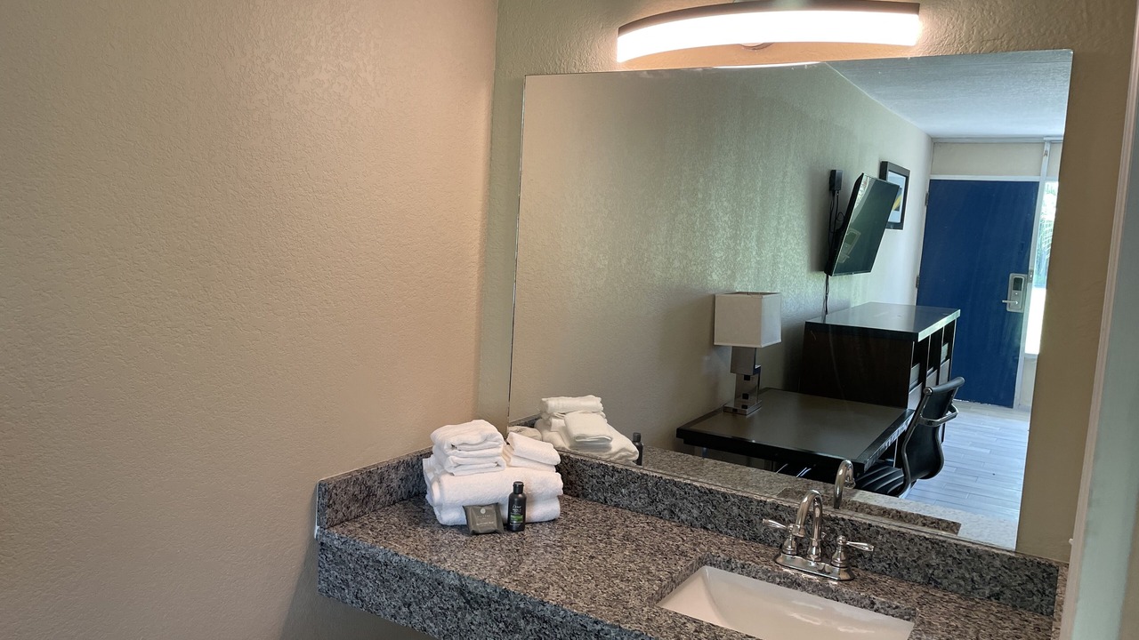 Photo of Others in Jennings