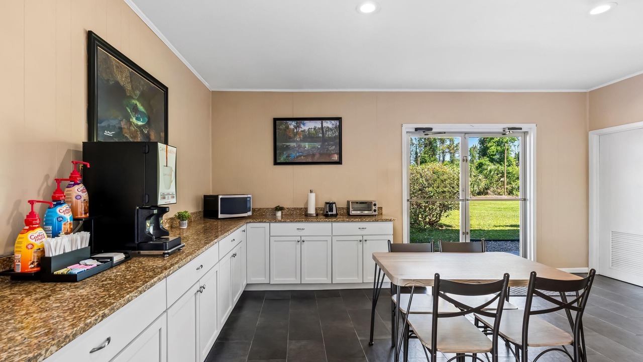 Photo of Others in Jennings