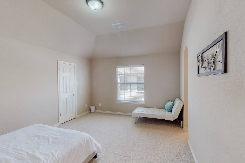 Photo of Bedroom in Murphy
