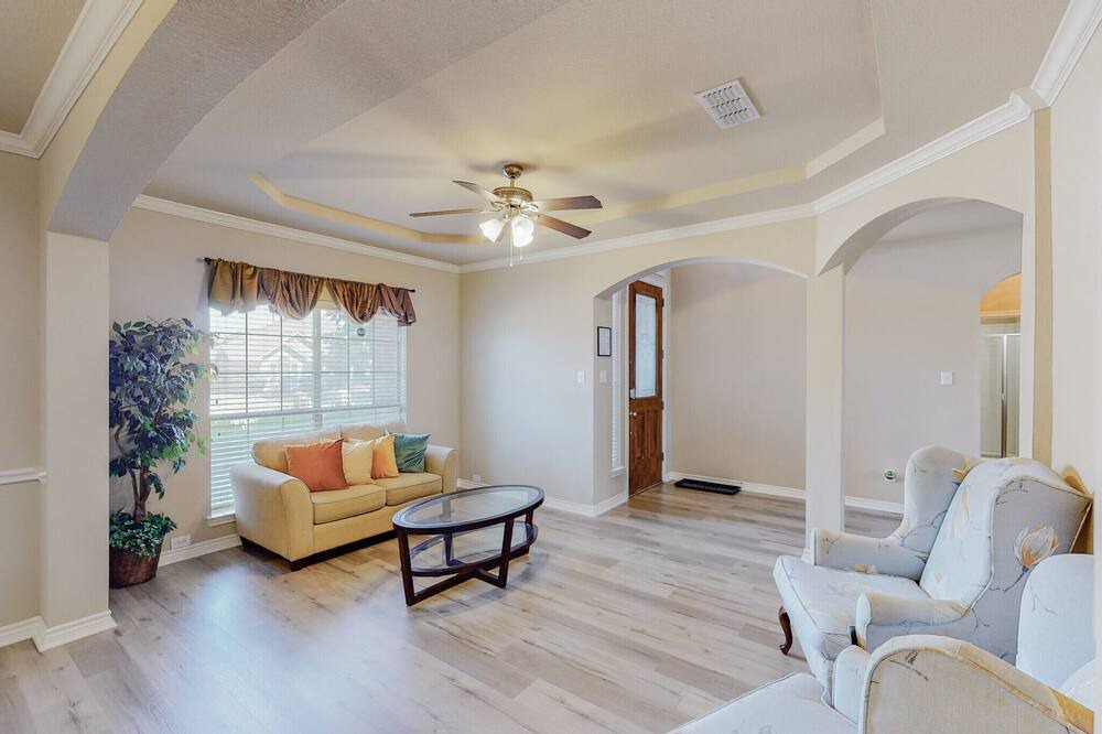 Photo of Livingroom in Murphy