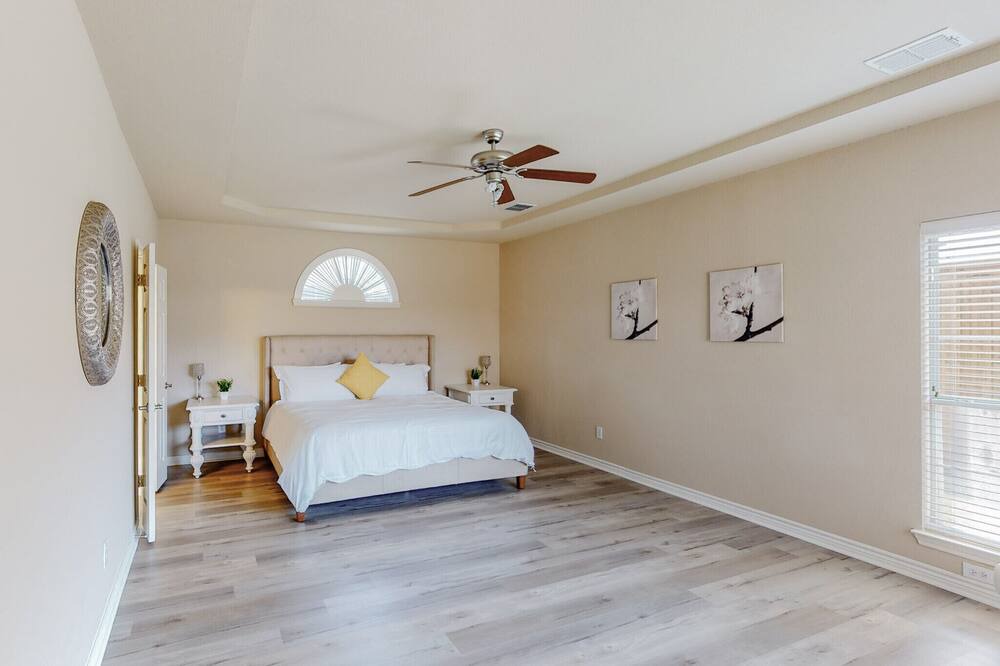 Photo of Bedroom in Murphy