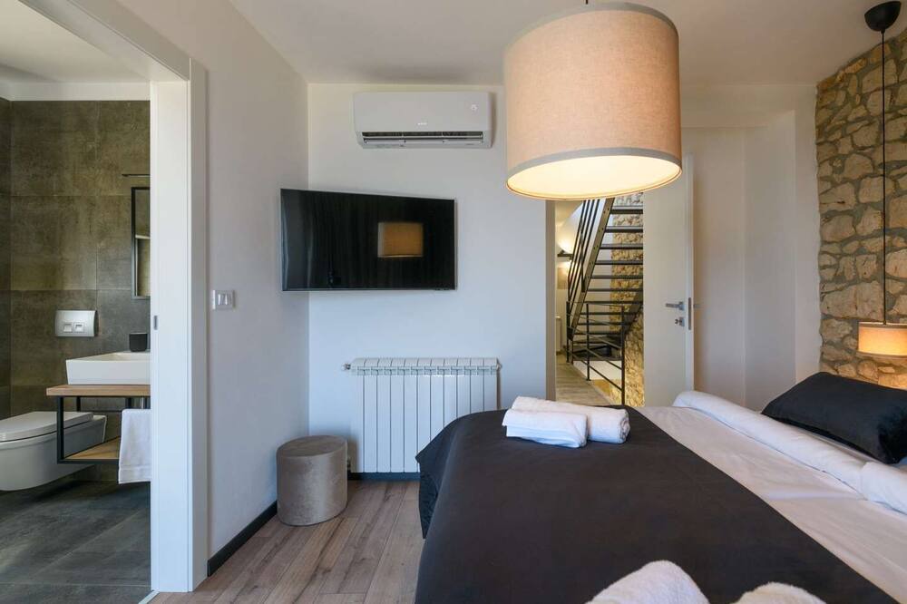 Photo of Bedroom in Ripenda Kosi
