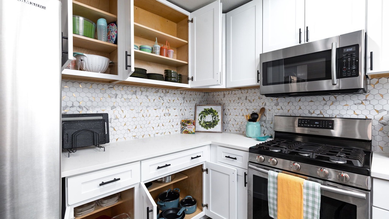 Photo of Kitchen in Northwest Los Angeles Heights