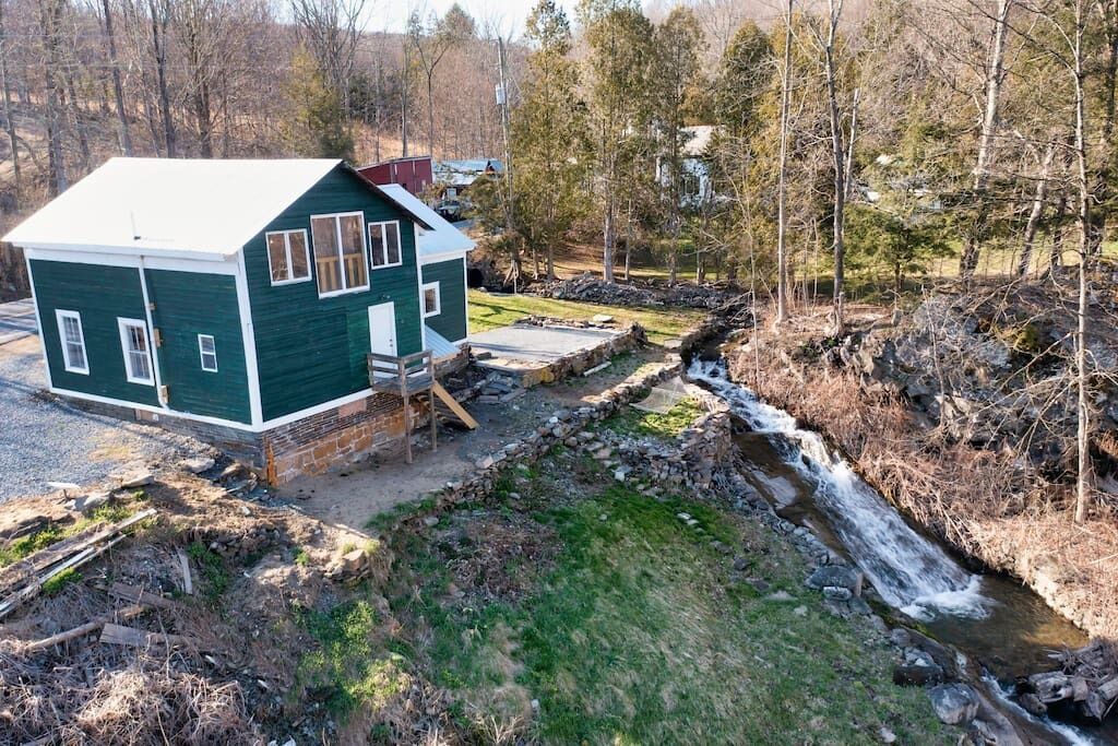 Photo of Outdoor in Town of Hebron