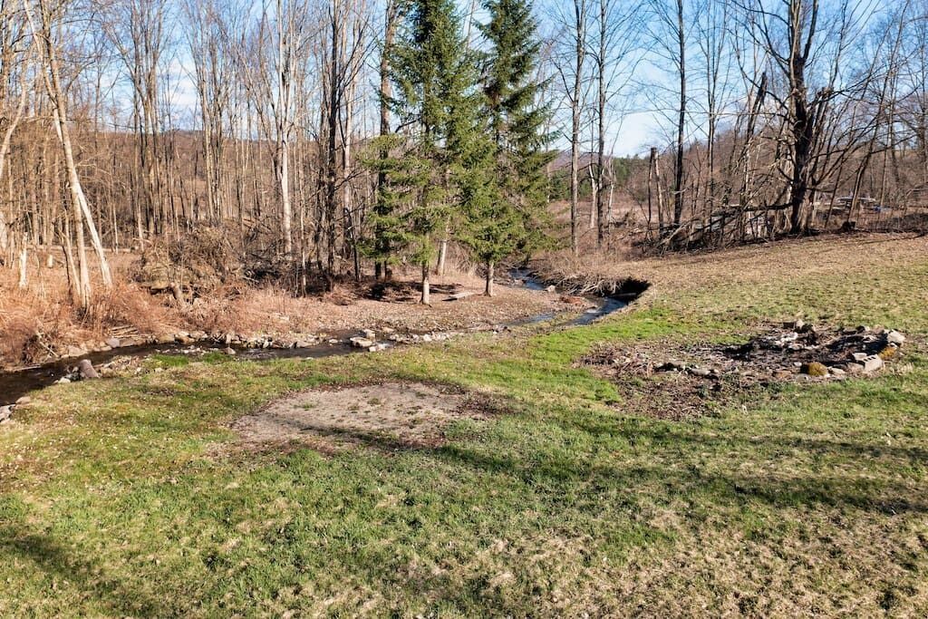 Photo of Outdoor in Town of Hebron