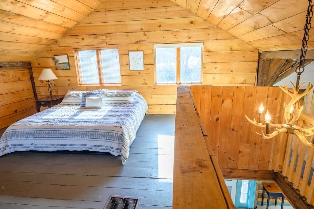 Photo of Others in Town of Hebron