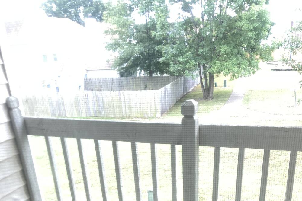 Photo of Patio Balcony in Fentress