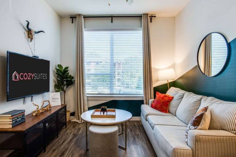 Photo of Livingroom in East Riverside - Oltorf