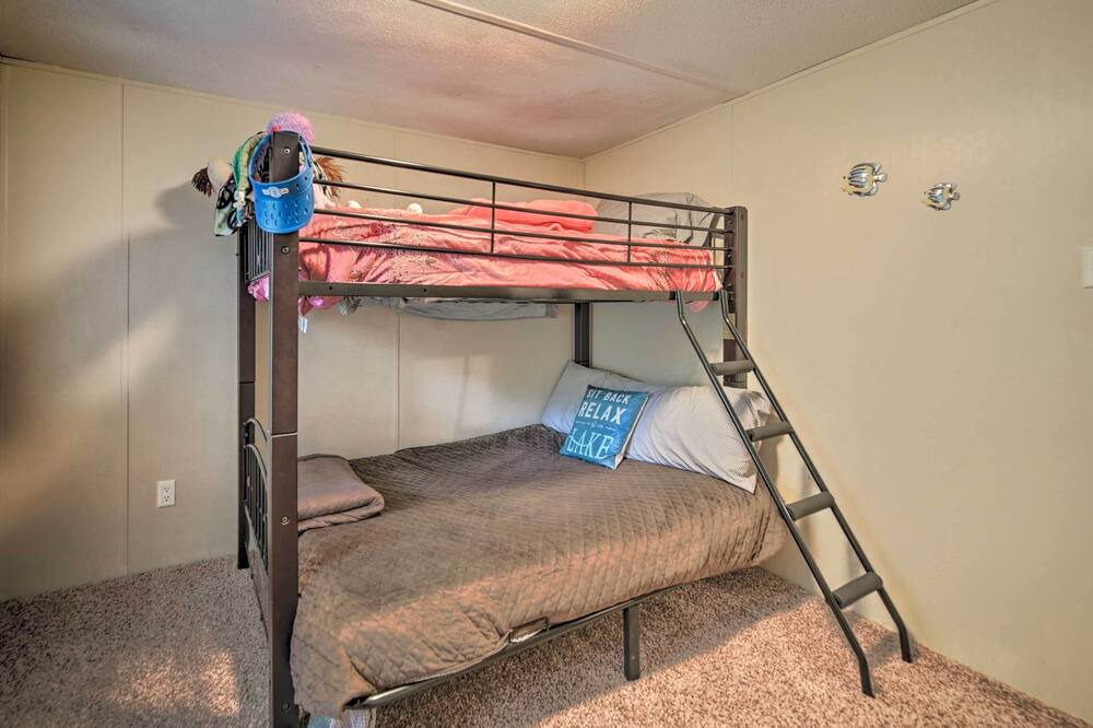 Photo of Bedroom in La Follette