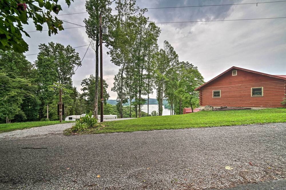 Photo of Outdoor in La Follette