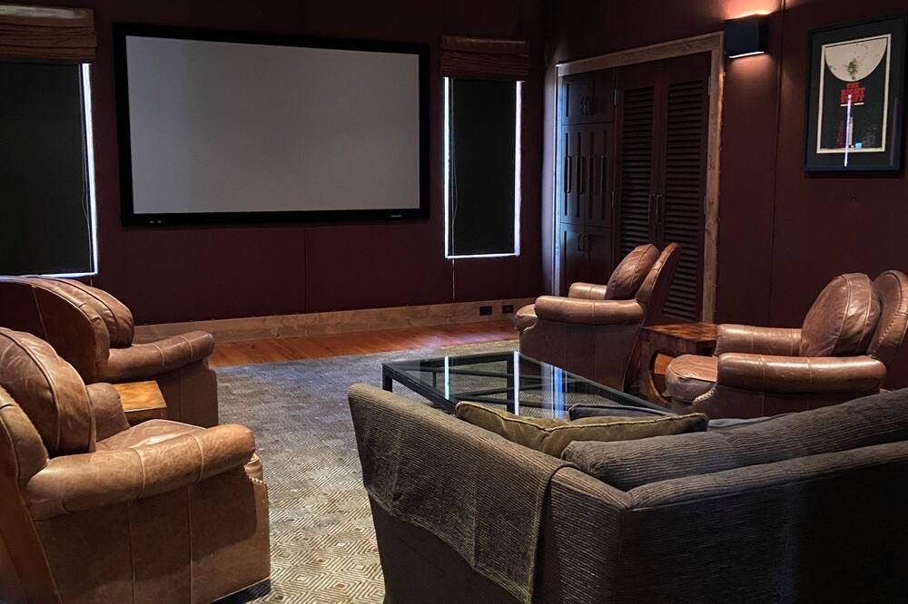 Photo of Livingroom in East Beach