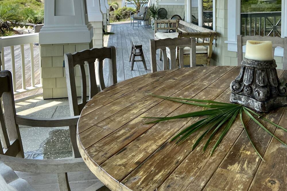 Photo of Patio Balcony in East Beach