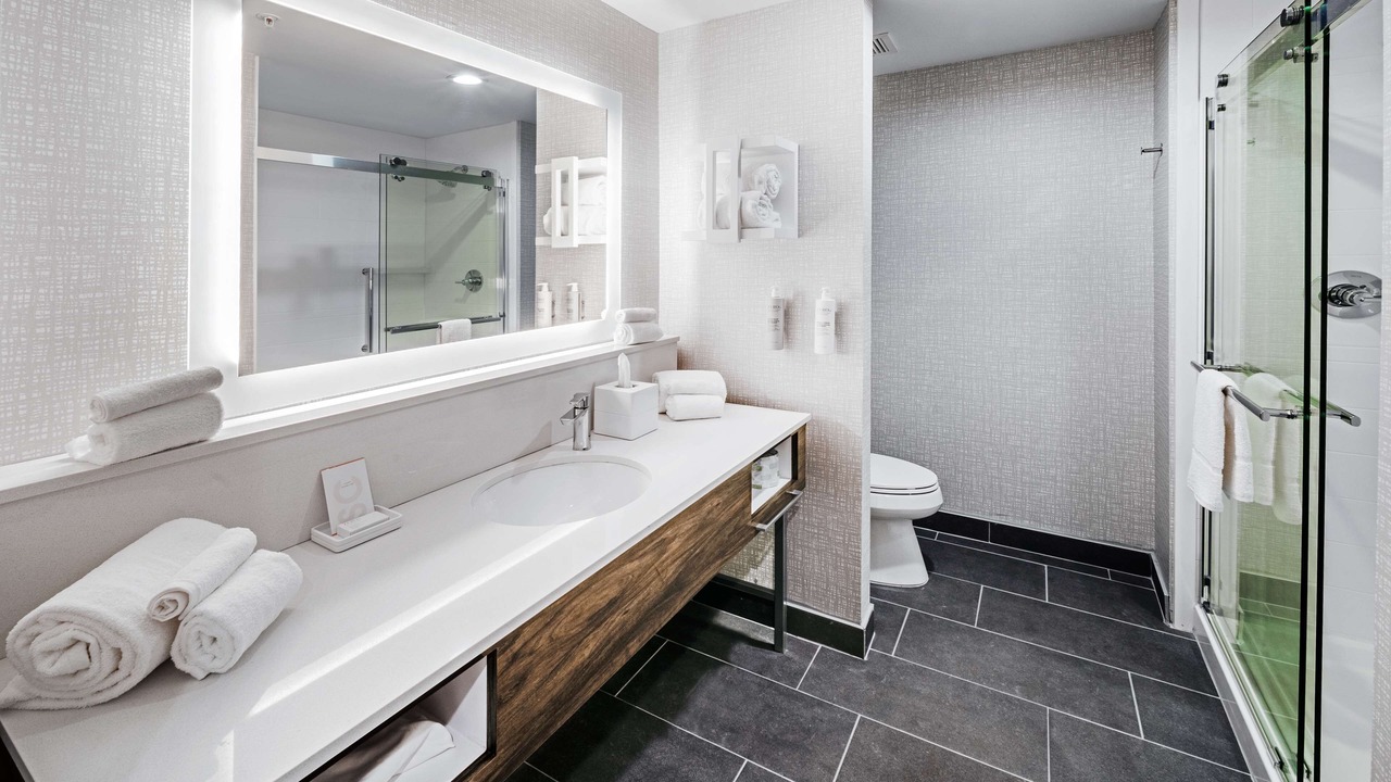 Photo of Bathroom in Canyon