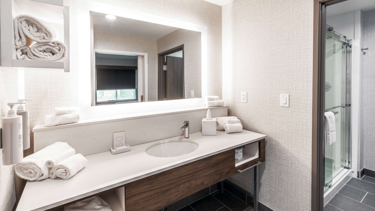 Photo of Bathroom in Canyon