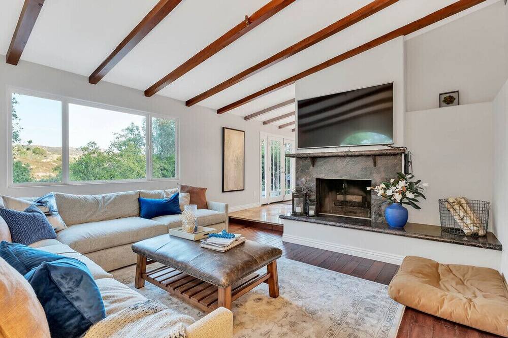 Photo of Livingroom in Poway