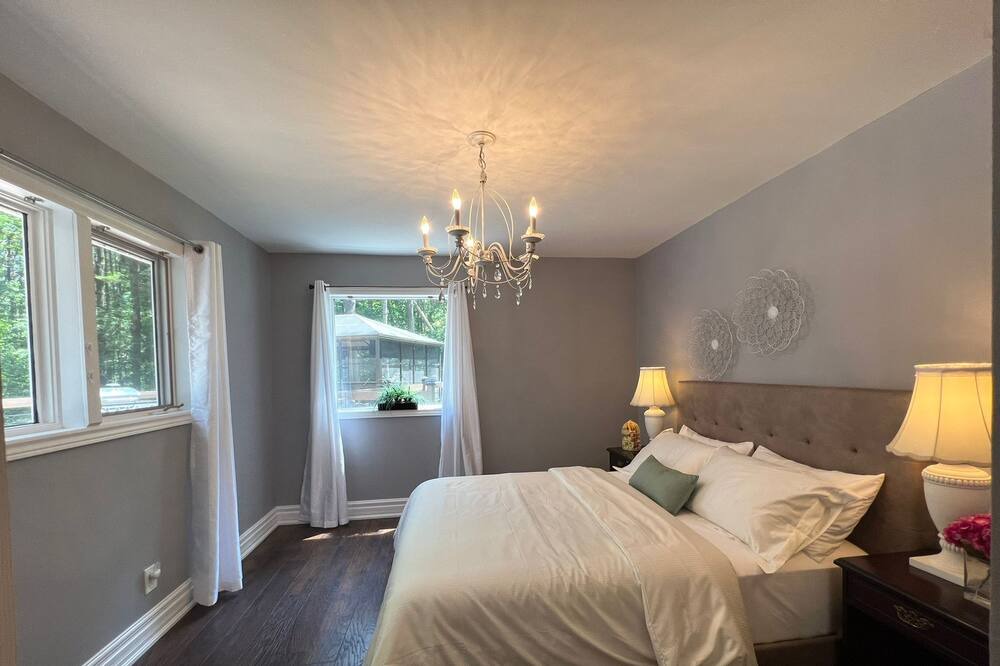Photo of Bedroom in Caledon