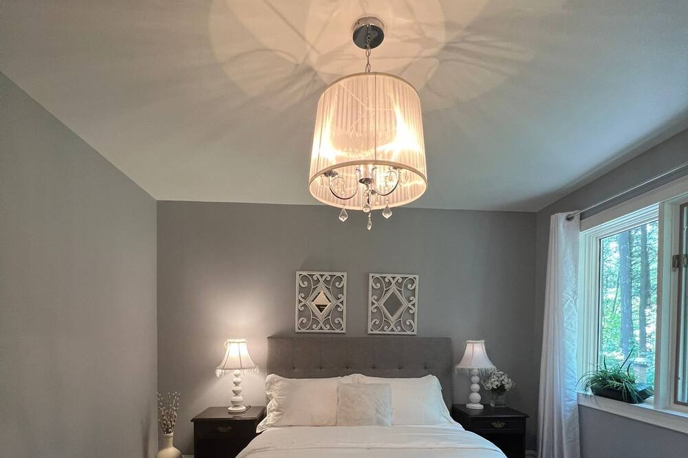 Photo of Bedroom in Caledon