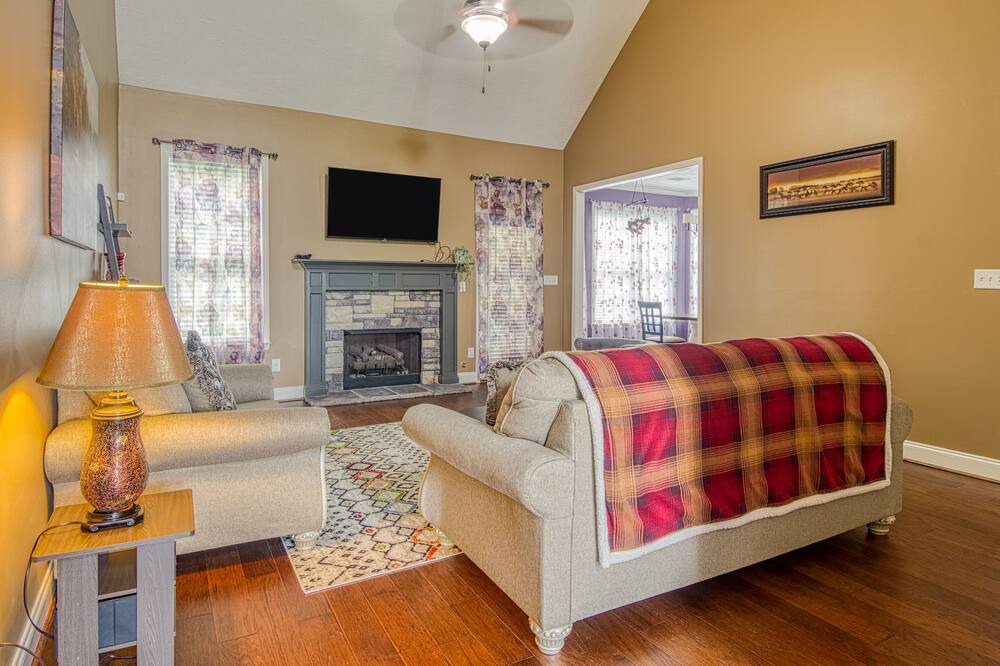 Photo of Livingroom in Bath