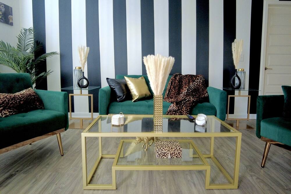 Photo of Livingroom in Mableton