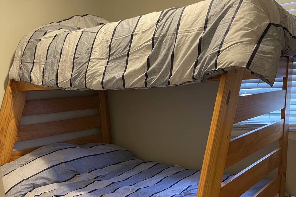 Photo of Bedroom in Middletown