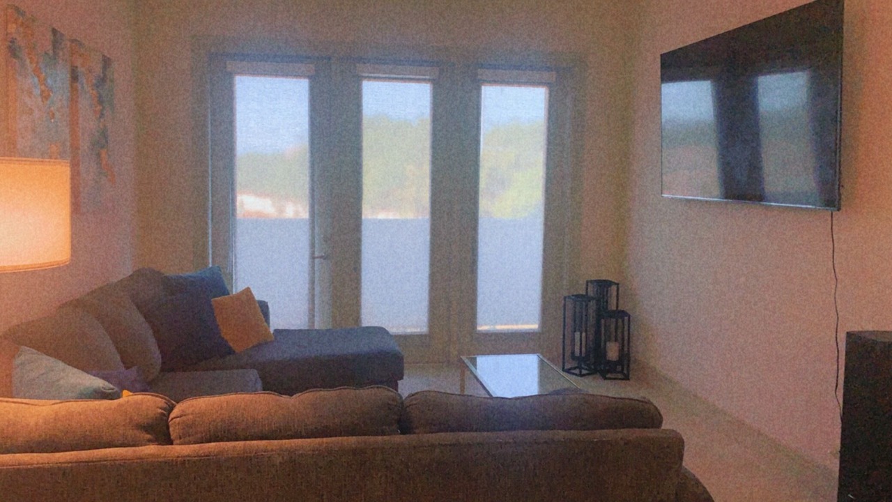 Photo of Livingroom in Addison