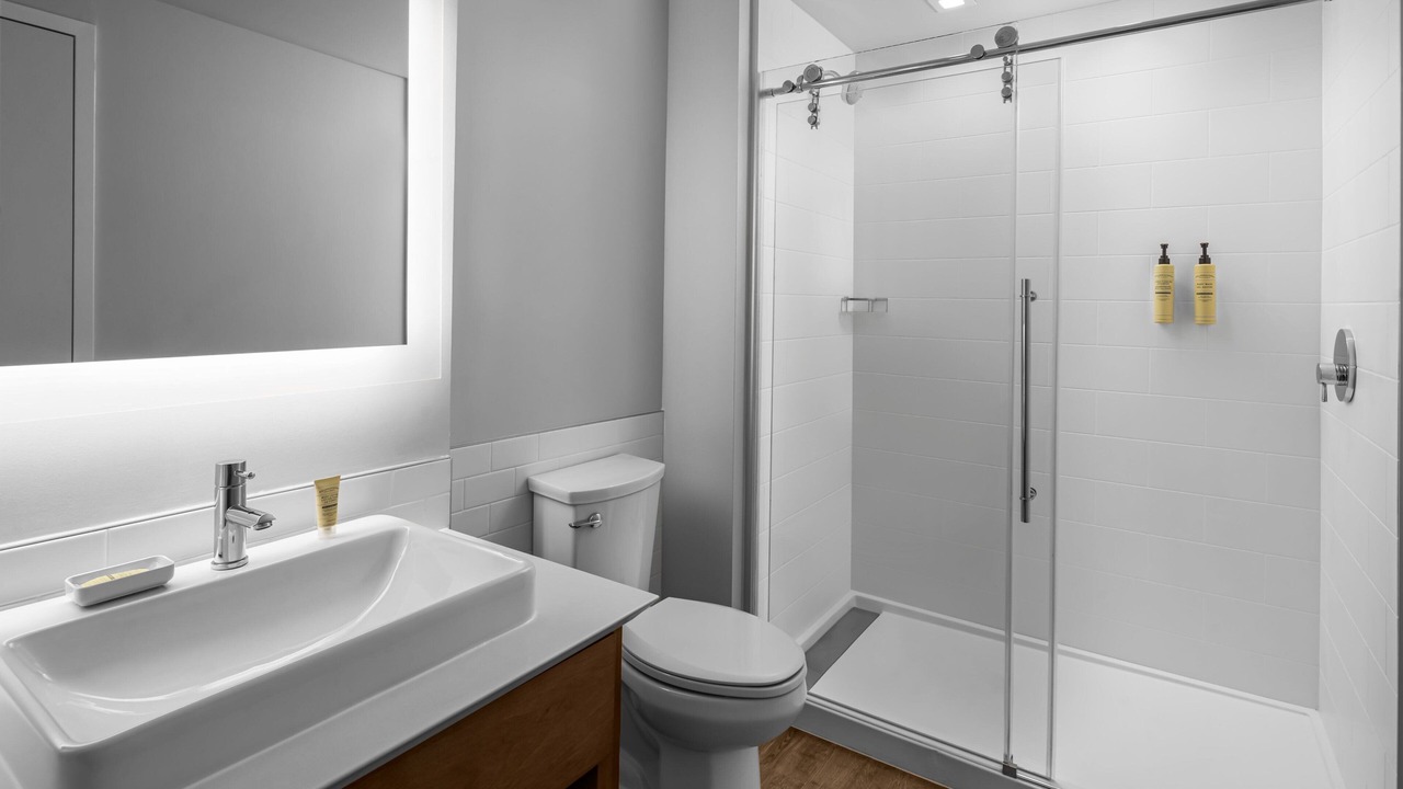 Photo of Bathroom in Main - Military Plaza
