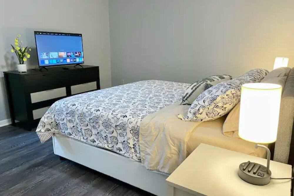 Photo of Bedroom in Acton