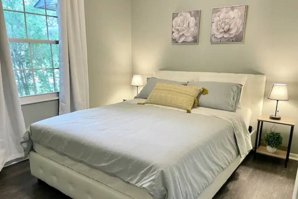 Photo of Bedroom in Acton