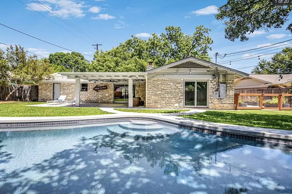 Photo of Outdoor in Allandale